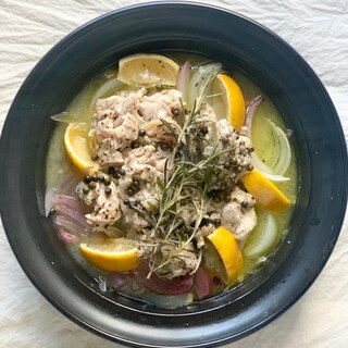 レンジで簡単！鶏肉のレモンハーブ煮